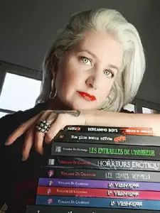Violaine De Charnage, Contesse d’Horreurs écrivain et romancière française © 2024